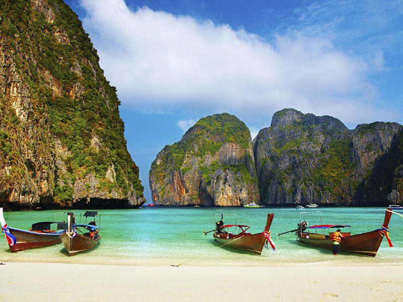 Phi Phi & Maya Island (Private speedboat charter 35PAX)